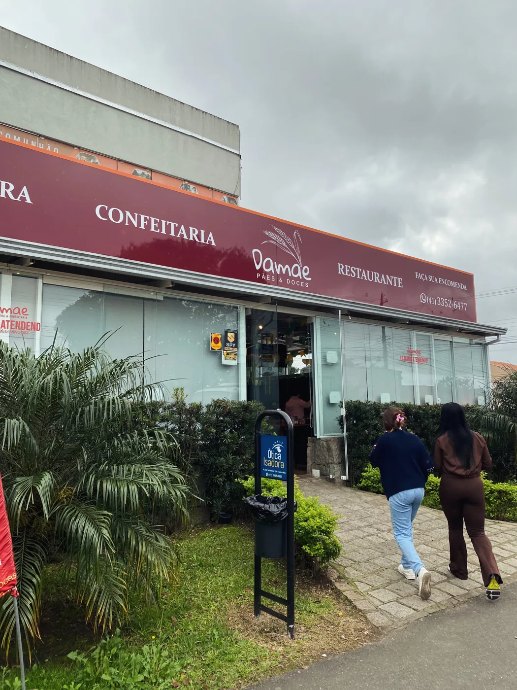 Fachada da Damae Pães e Doces no Bairro Alto